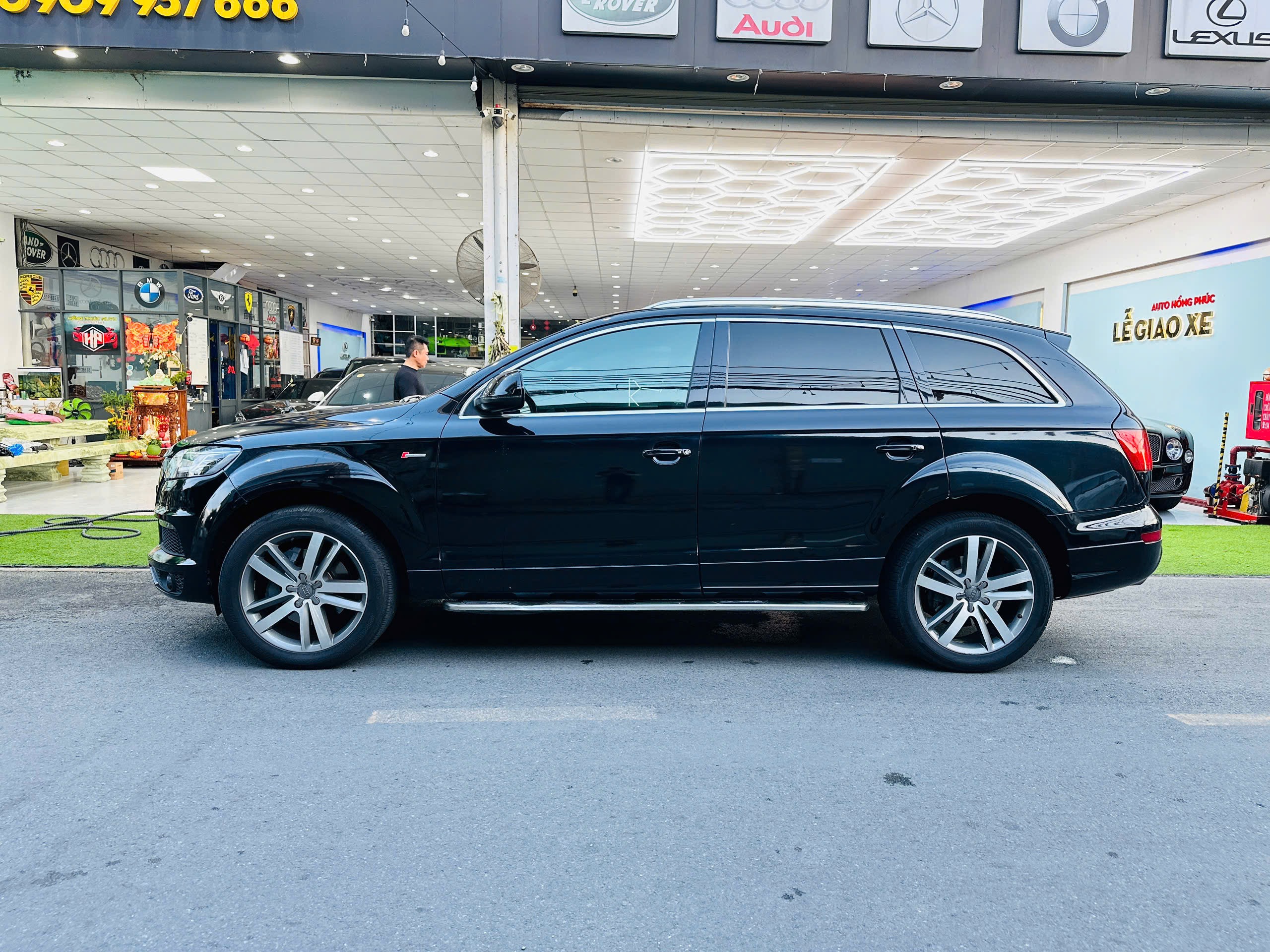 AUDI Q7 PRESTIGE S-LINE 2011 - Ảnh 8